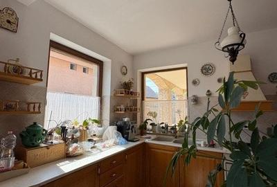 Casă individuală cu 5 camere cu Canalizare în Dealuri Oradea - 8