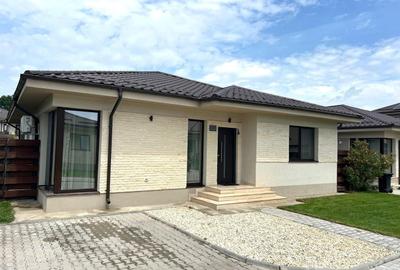 Casă individuală cu 4 camere cu Canalizare în Corbeanca - 1