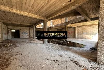 Hotel/Pensiune, de 2,200 mp, în Cetate - 2