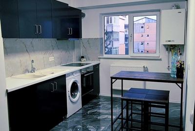 Apartament cu 2 camere decomandat în Mărăcineni - 1
