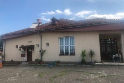 Casă cu 5 camere cu Teren 2200 Mp în Cotești - 7
