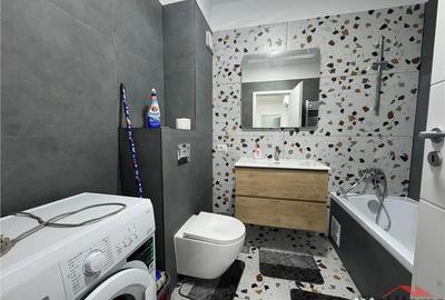 Apartament cu 2 camere decomandat, mobilat în Central