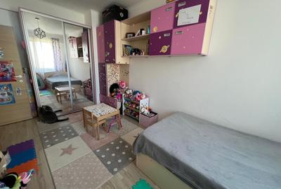 Apartament cu 3 camere decomandat, mobilat în Tomis Plus - 15
