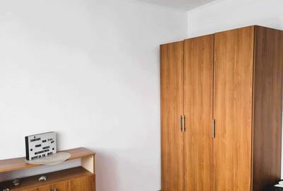 Apartament cu 2 camere decomandat în 1 Mai - 2