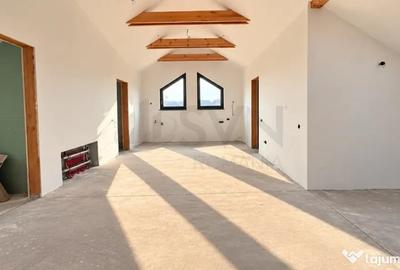 Casă cu 4 camere cu Teren 420 Mp în Vidra