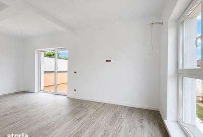 Casă cu 6 camere cu Teren 315 Mp în Ghiroda