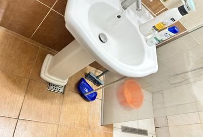 Apartament cu 3 camere decomandat în Tomis Nord - 2