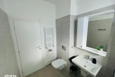 Apartament cu 2 camere semidecomandat în Băneasa
