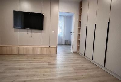 Apartament cu 2 camere nedecomandat în Central