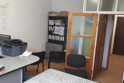 Apartament cu 2 camere semidecomandat în Aradului