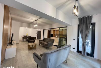 Apartament cu 2 camere decomandat, mobilat în Decebal