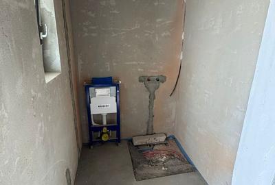 Casă cu 3 camere cu Teren 500 Mp în Recea