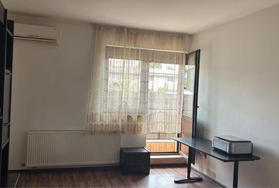 Apartament cu 2 camere semidecomandat în Central - 1