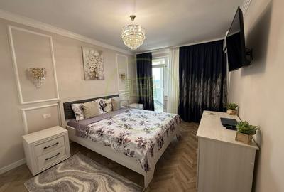 Apartament cu 3 camere decomandat, mobilat în Central