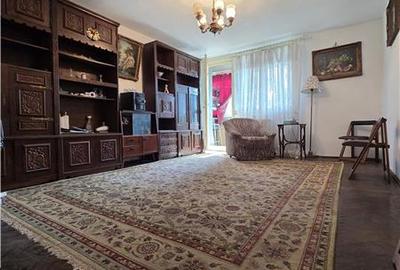 Apartament cu 3 camere semidecomandat, mobilat în Domenii