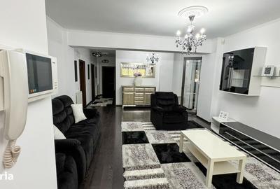Apartament cu 4 camere decomandat în Aviației