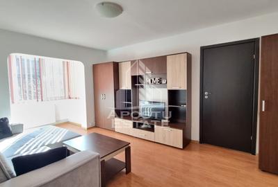 Apartament cu 2 camere semidecomandat, mobilat în Lipovei