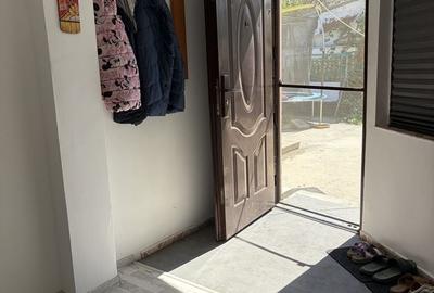 Casă cu 2 camere în Izvoru