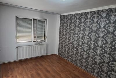Garsonieră în Sârbi