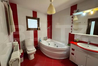 Apartament cu 3 camere semidecomandat, mobilat în 1 Mai - 3