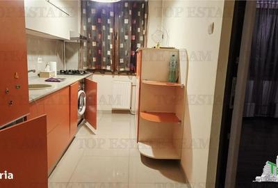 Apartament cu 3 camere semidecomandat în Gara de Nord