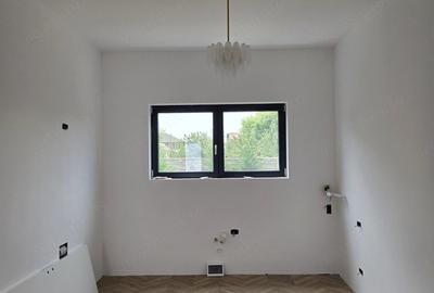 Casă cu 3 camere cu Teren 200 Mp în Chișoda