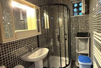 Apartament cu 3 camere decomandat în Tudor