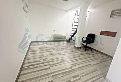 Spațiu comercial, de 32 mp, în Central