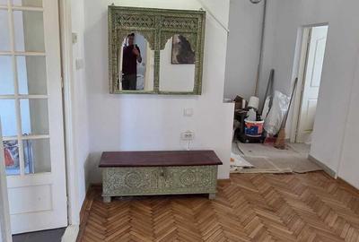 Apartament cu 3 camere decomandat în Știrbei Vodă - 2