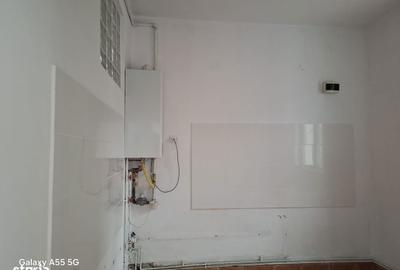 Spațiu comercial, de 31 mp, în Astra - 4