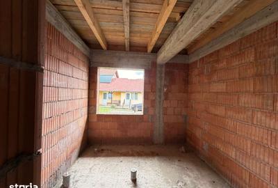 Casă cu 7 camere cu Teren 1052 Mp în Central - 5