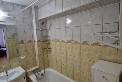 Apartament cu 3 camere decomandat în Fălticeni