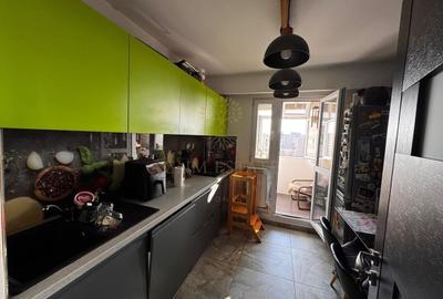 Apartament cu 3 camere semidecomandat, mobilat în Gorjului - 3