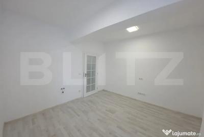 Apartament cu 3 camere decomandat în Independenței - 11