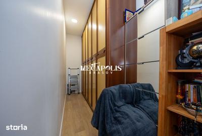Casă cu 6 camere cu Teren 750 Mp în Prejmer