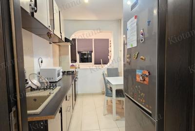 Apartament cu 2 camere semidecomandat în Dristor