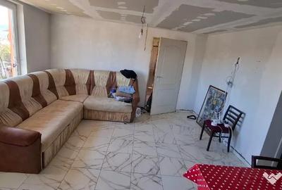 Casă cu 3 camere în Sărmășel - 4