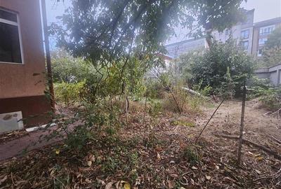 Casă individuală cu 6 camere cu Canalizare în Bucureștii Noi
