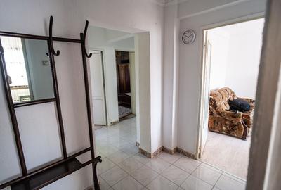 Apartament cu 3 camere decomandat în 9 Mai - 3