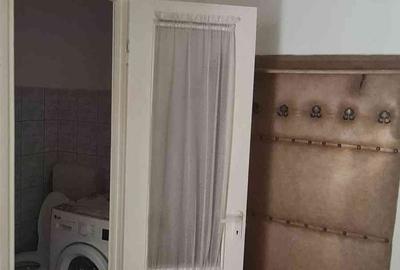 Apartament cu 3 camere decomandat în Inel II