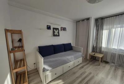 Garsonieră decomandată, mobilată în Peninsula