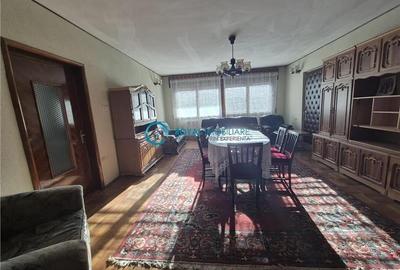 Casă individuală cu 8 camere cu Teren 2531 Mp în Găgeni - 18