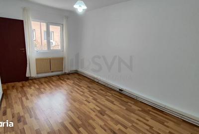 Casă cu 6 camere decomandat cu Teren 200 Mp în Decebal