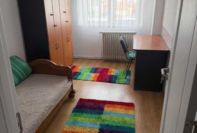 Apartament cu 3 camere decomandat în Valea Muscelului - 1