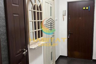 Apartament cu 3 camere semidecomandat, mobilat în Alexandru Obregia