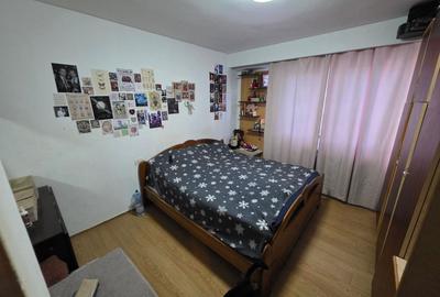 Apartament cu 2 camere decomandat în Casa de Cultură