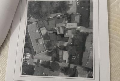 Casă cu 4 camere în Central - 2