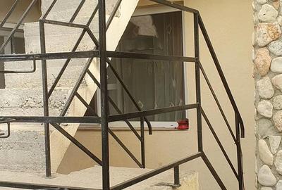Casă cu 1 camere cu Teren 250 Mp în Central - 5