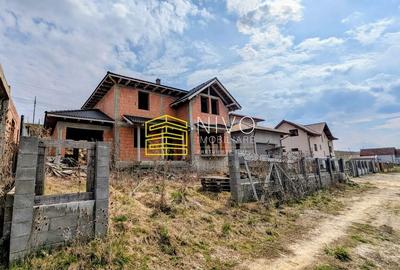 Casă individuală cu 6 camere cu Teren 821 Mp în Ernei - 2