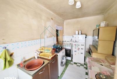 Casă cu 4 camere cu Teren 300 Mp în Central